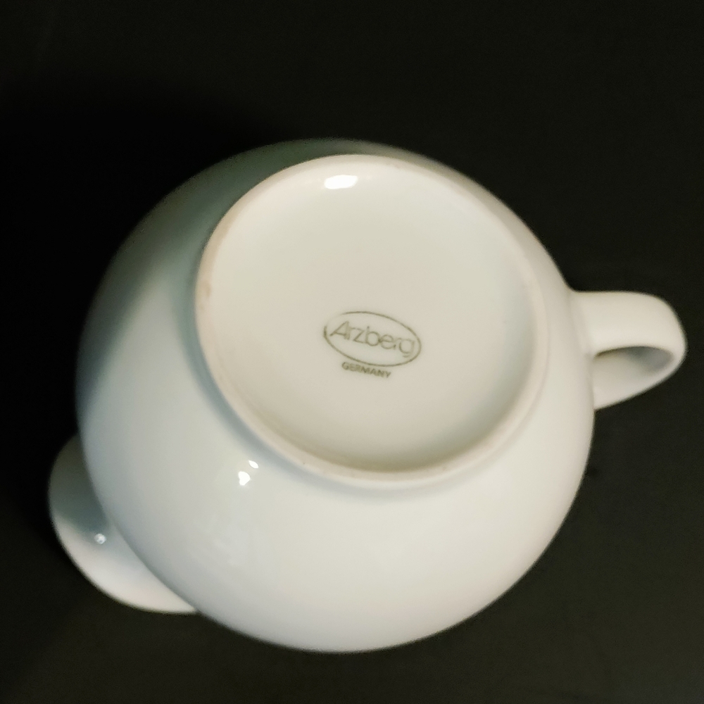 A White Ceramic AZBERG Creamer⭐ - Picture 6 of 6